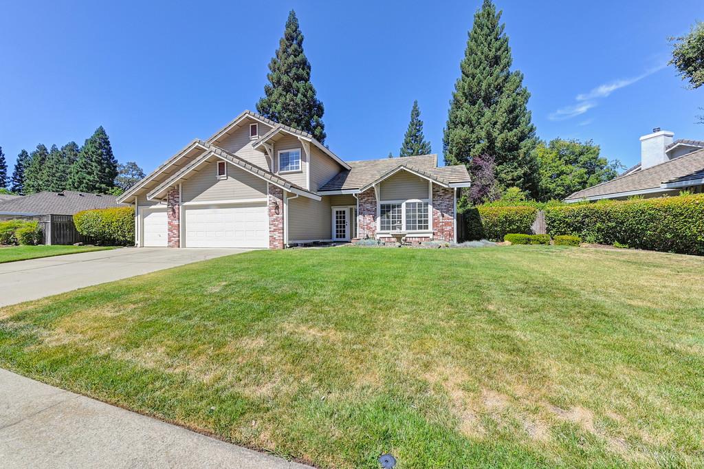 8609 Briarbrook Circle