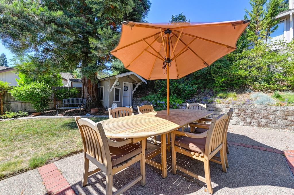 8609 Briarbrook Circle