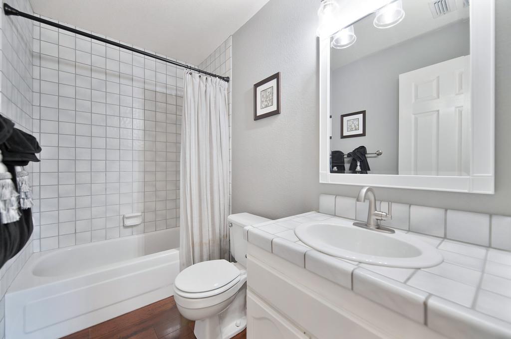 8609 Briarbrook Circle