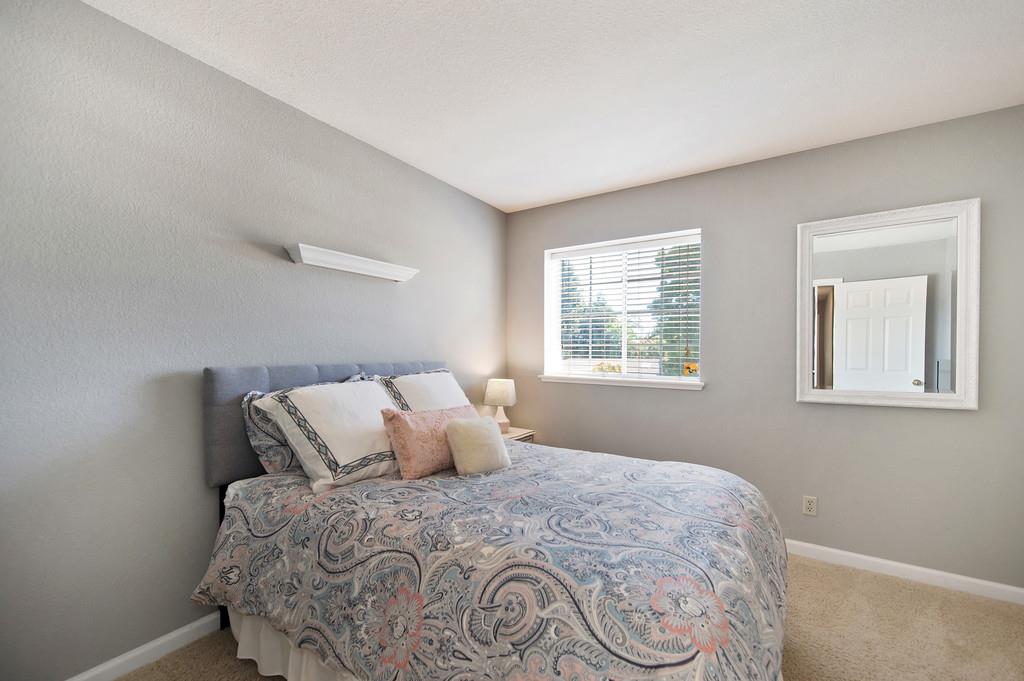 8609 Briarbrook Circle