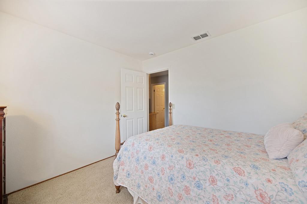 8609 Briarbrook Circle