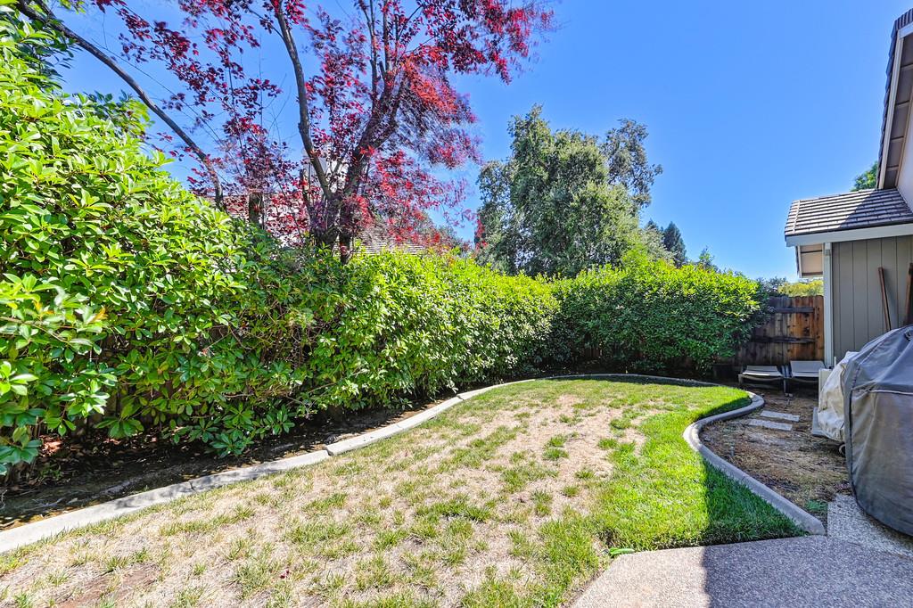 8609 Briarbrook Circle