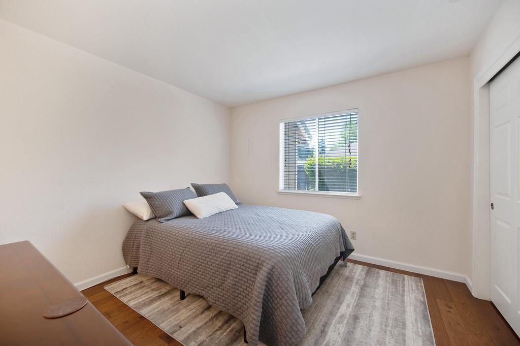 8609 Briarbrook Circle