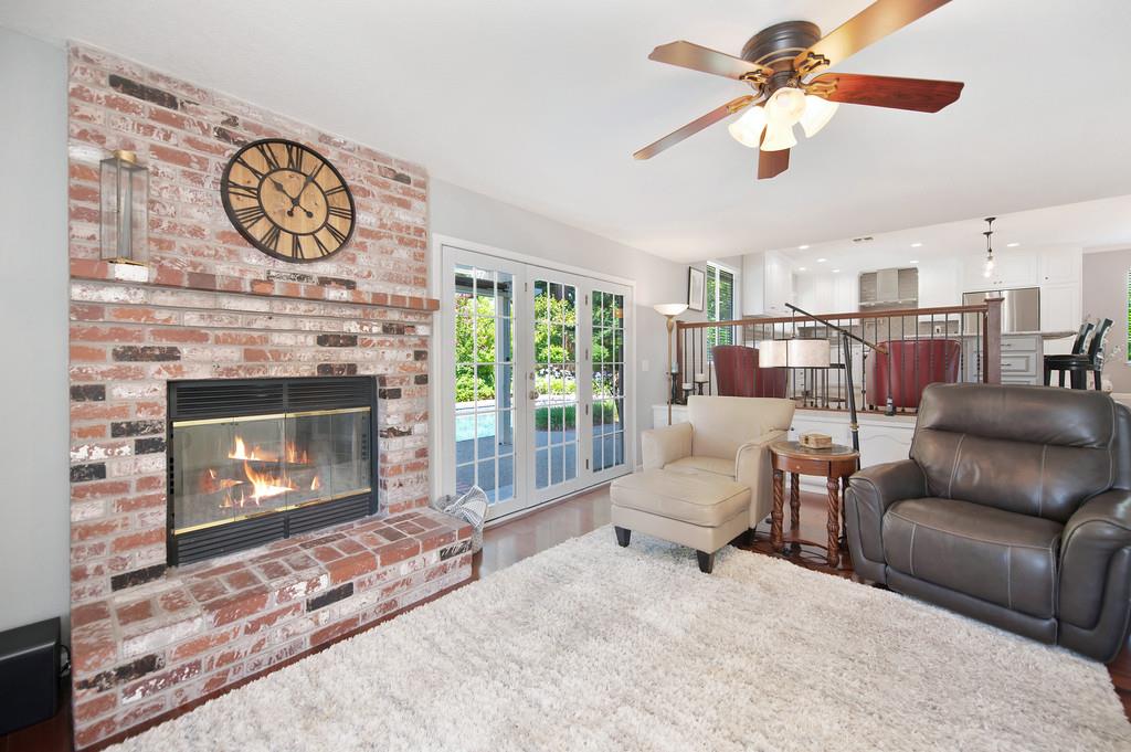 8609 Briarbrook Circle