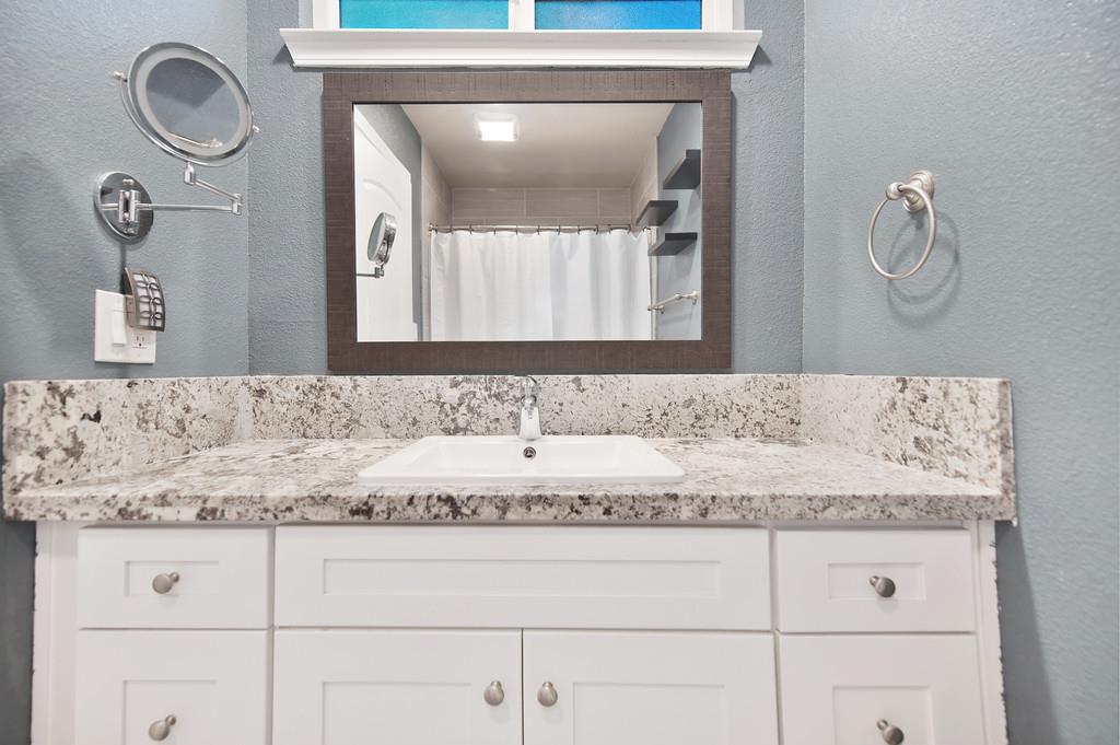 1032 Old Mill Circle