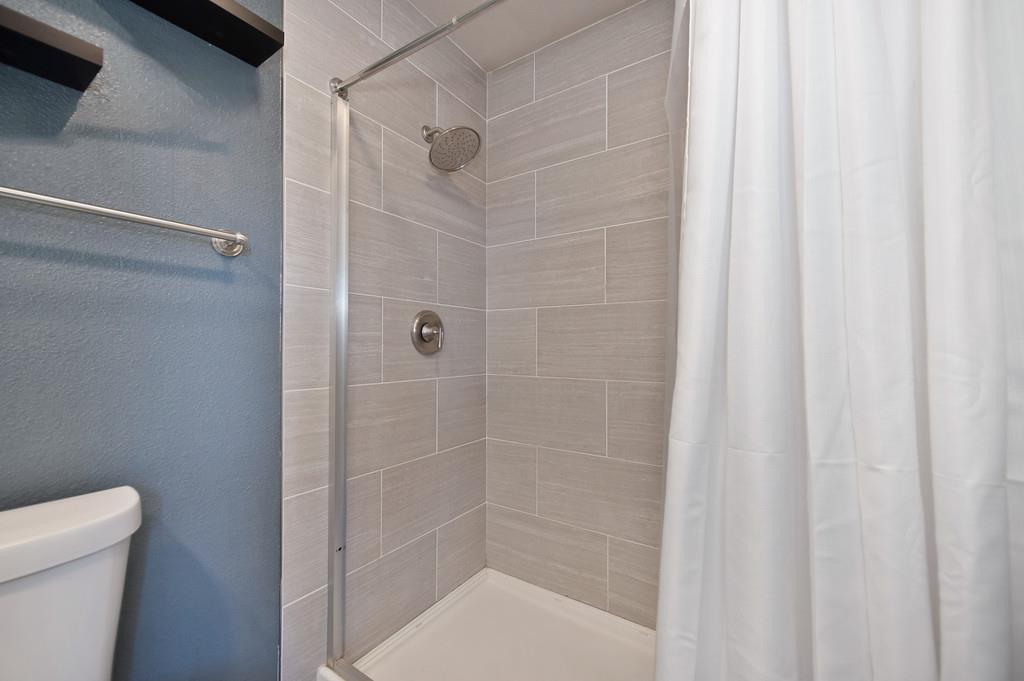 1032 Old Mill Circle