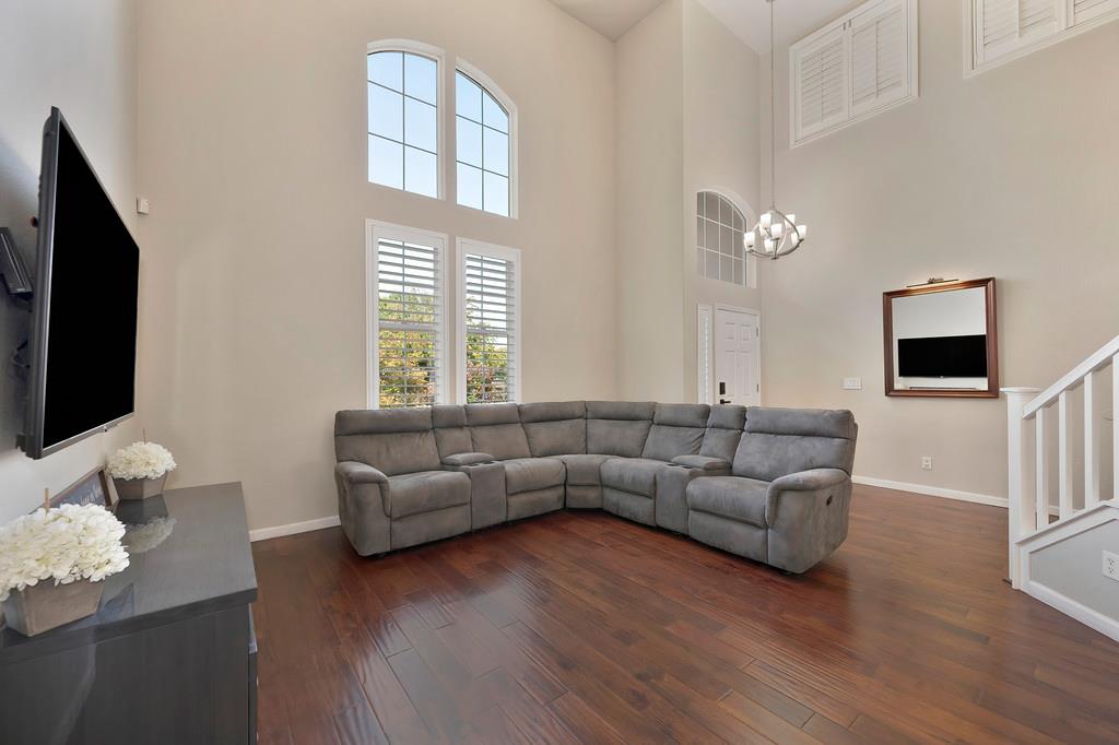 1636 Roadrunner Drive