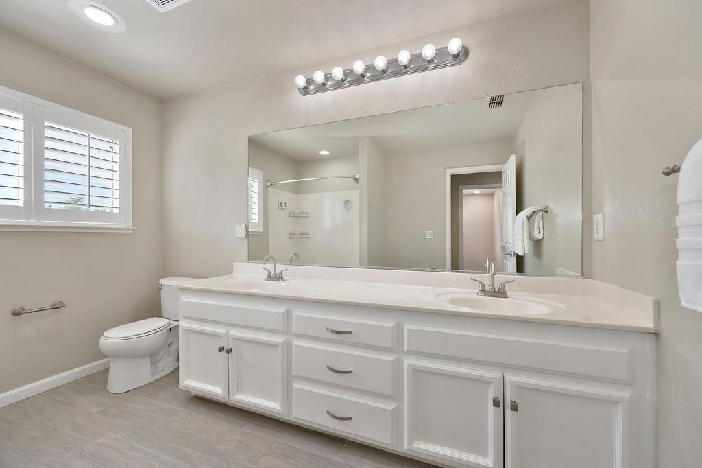 1636 Roadrunner Drive