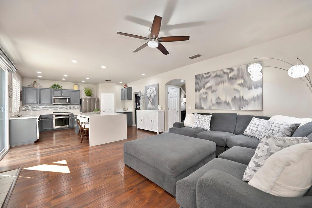 1636 Roadrunner Drive