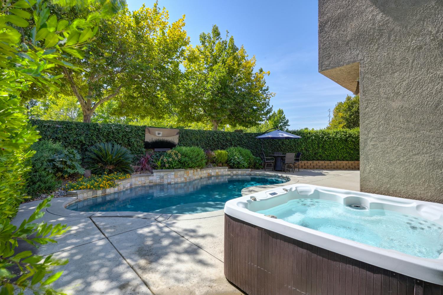 1636 Roadrunner Drive