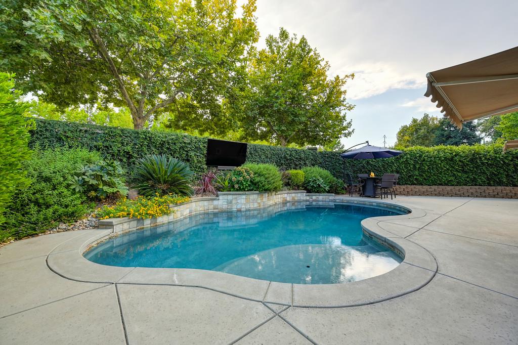 1636 Roadrunner Drive