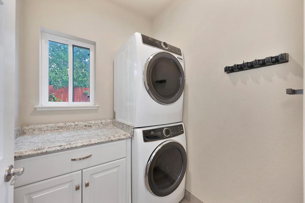 1636 Roadrunner Drive