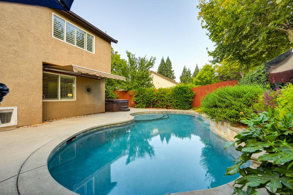 1636 Roadrunner Drive