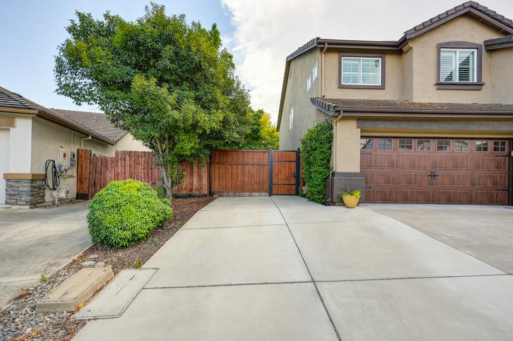 1636 Roadrunner Drive