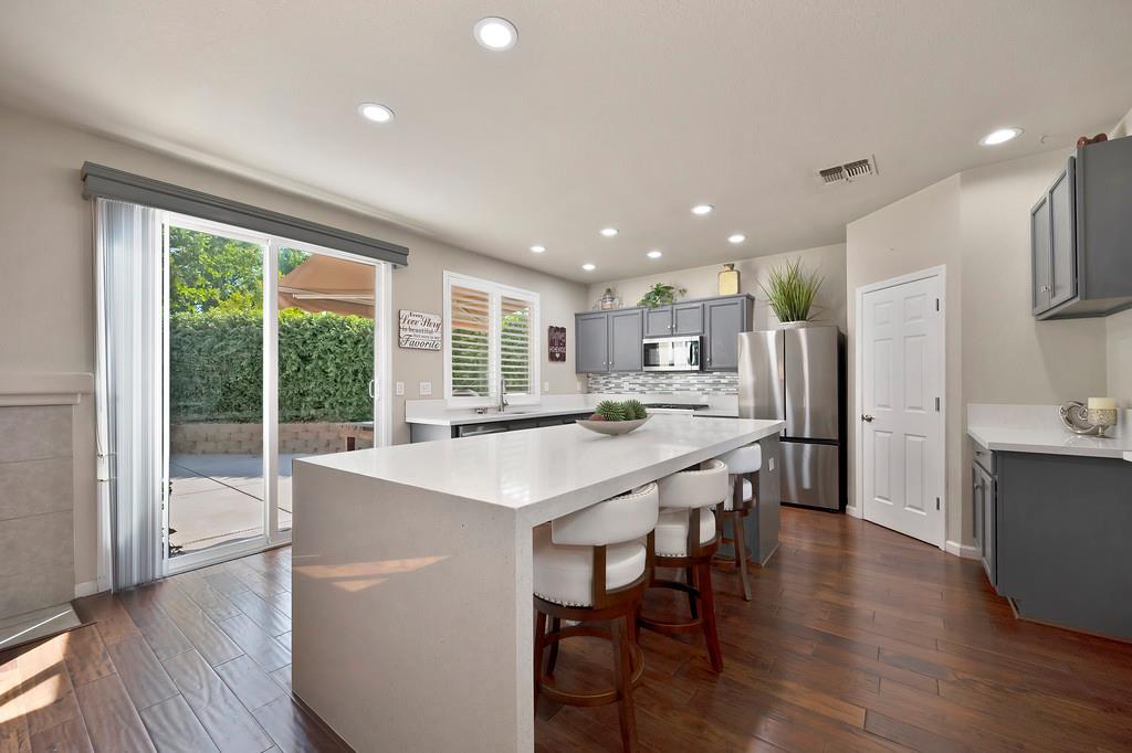 1636 Roadrunner Drive