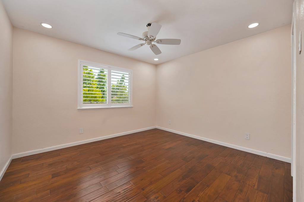 1636 Roadrunner Drive