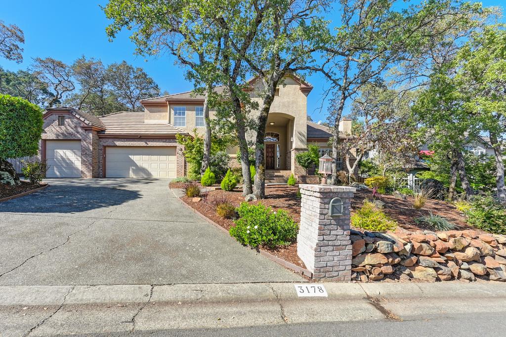 3178 Ridgeview Drive