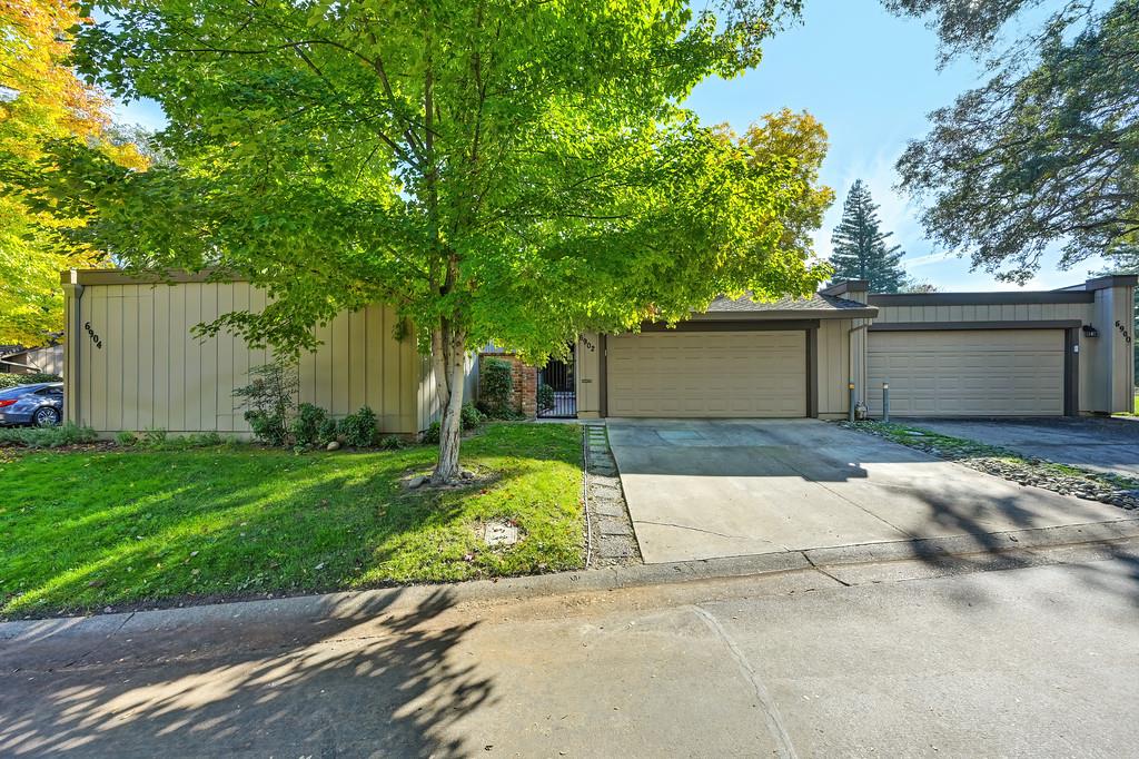 6902 Monticello Court