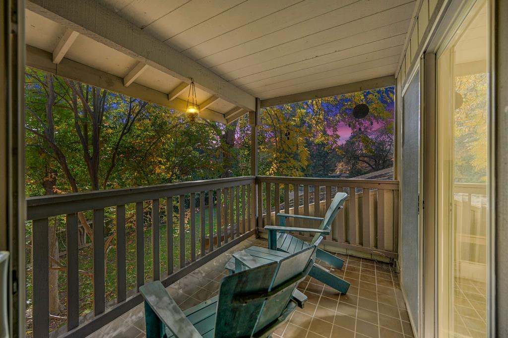 6902 Monticello Court