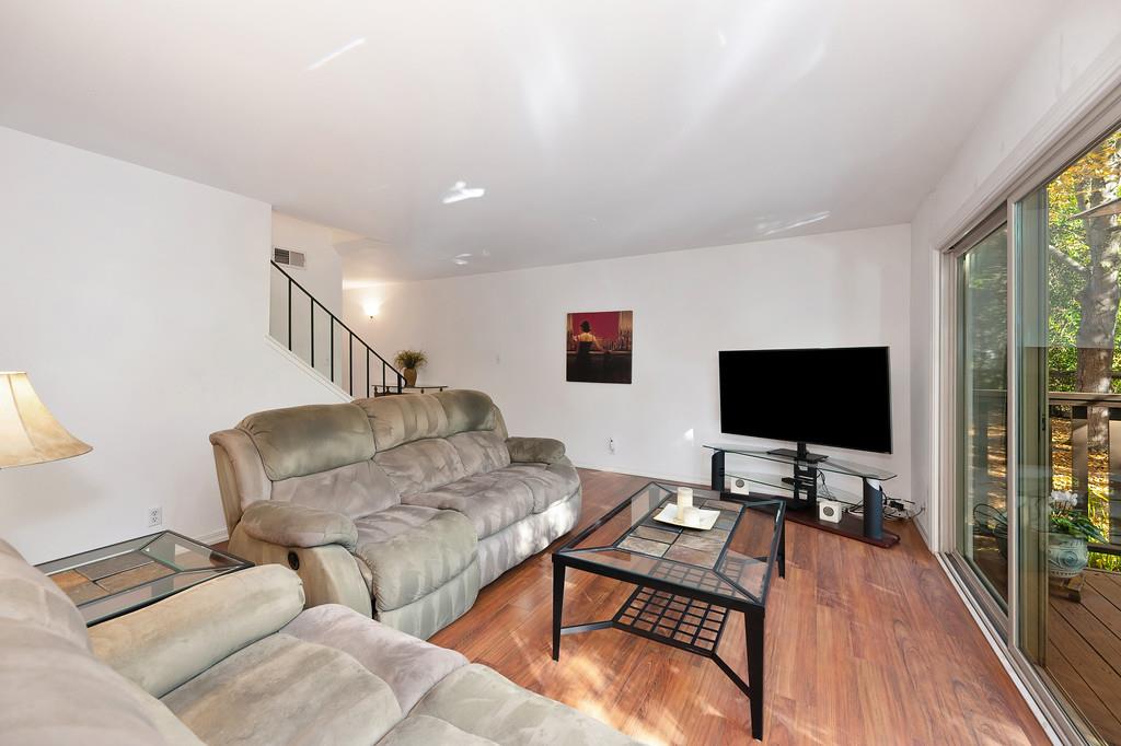 6902 Monticello Court