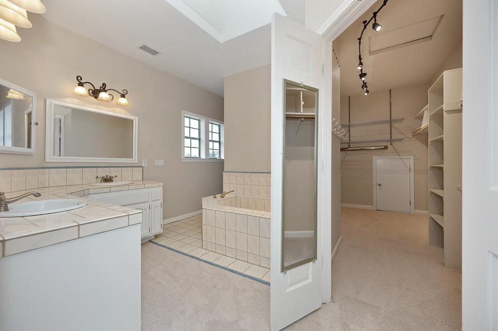 2010 Nicklaus Circle