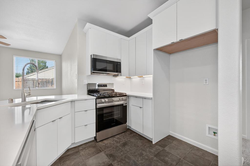 5825 Blue Beech Court