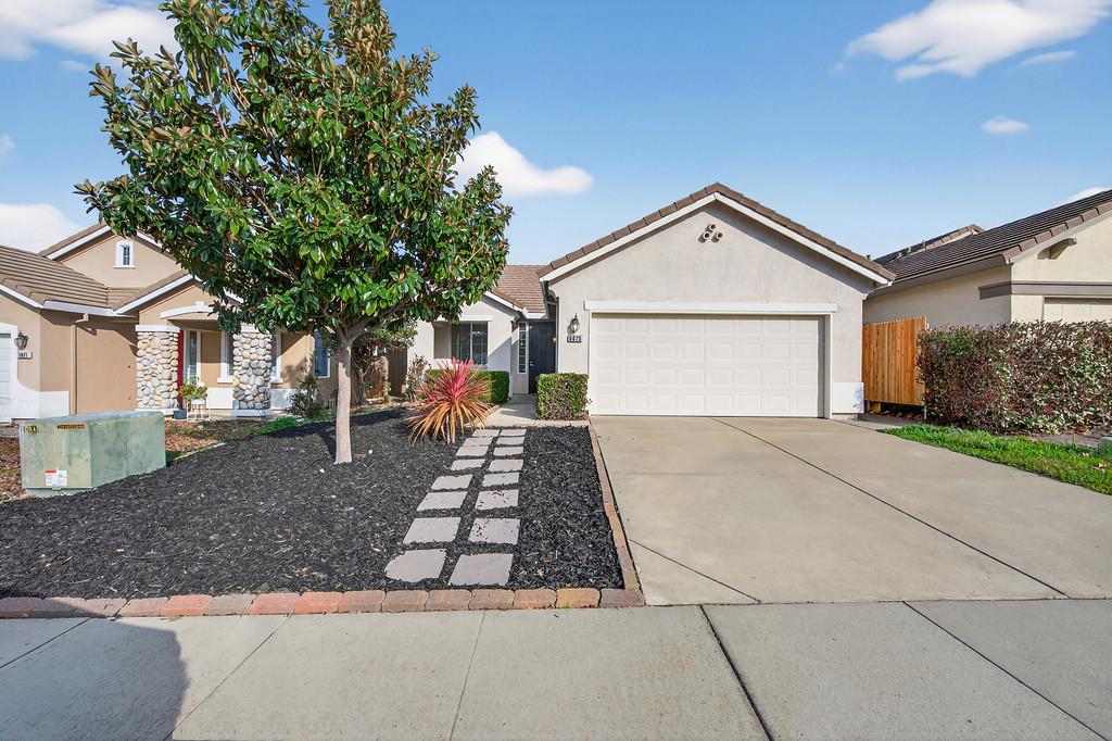 5825 Blue Beech Court