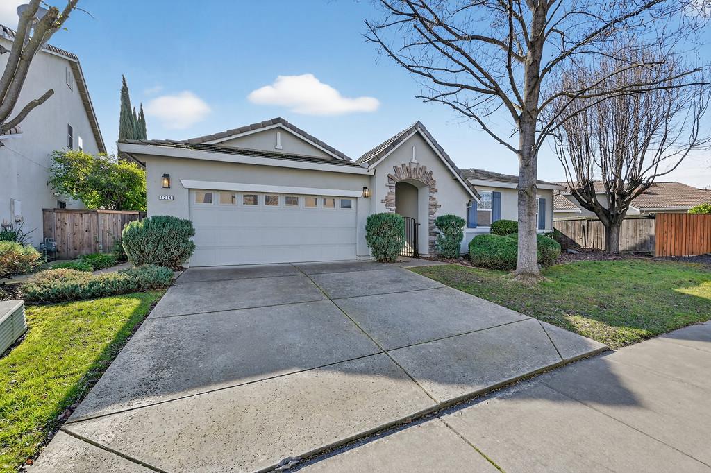 1214 Forebridge Lane