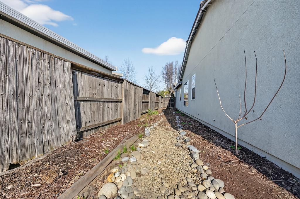 1214 Forebridge Lane