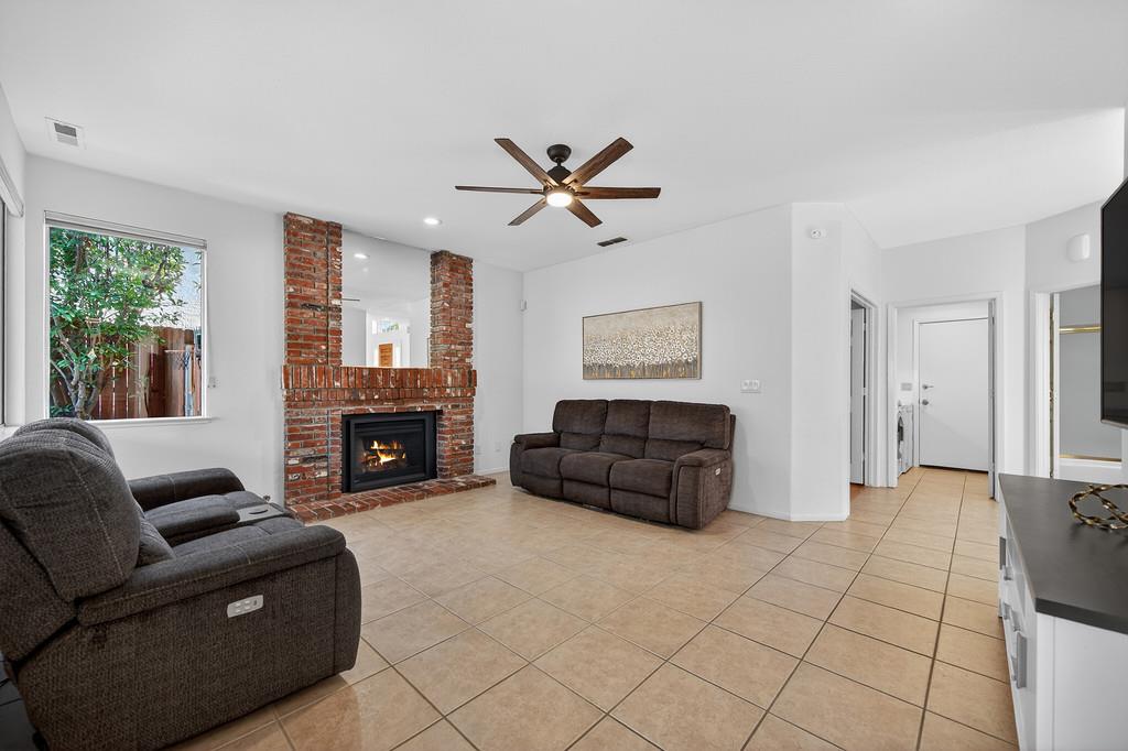 470 S Lexington Drive