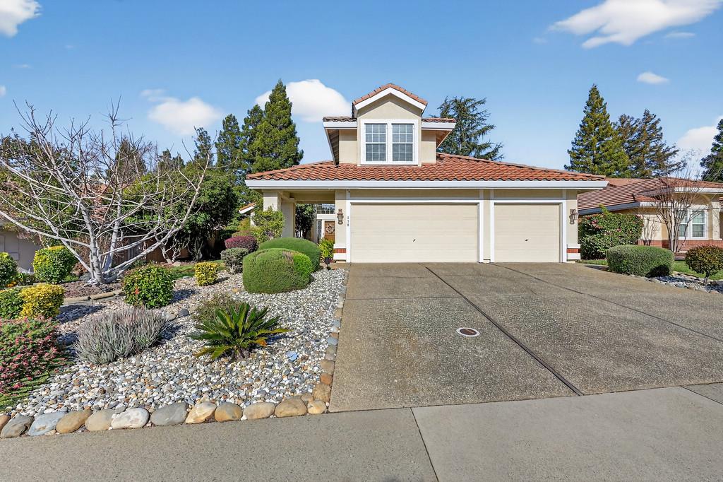 470 S Lexington Drive