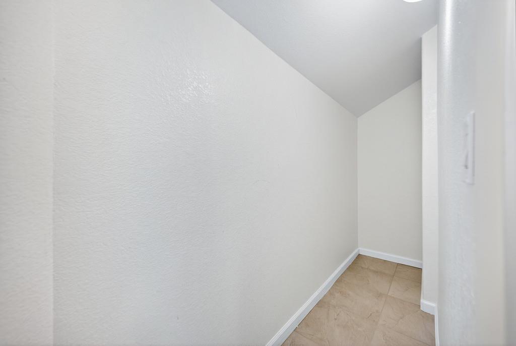 470 S Lexington Drive