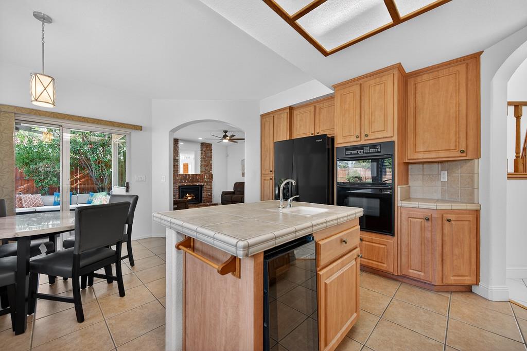 470 S Lexington Drive