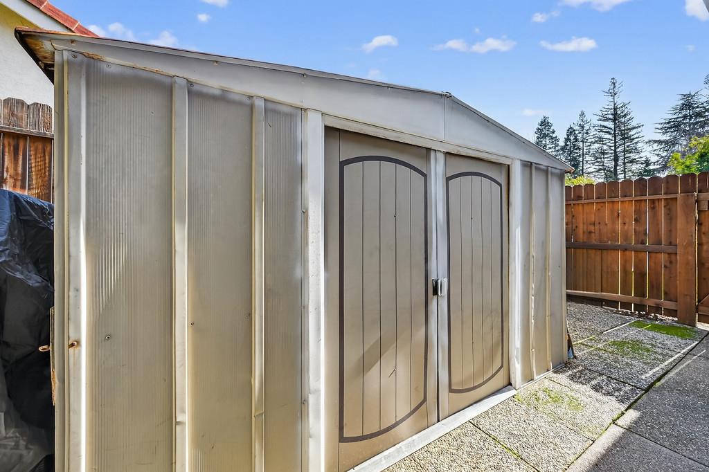 470 S Lexington Drive