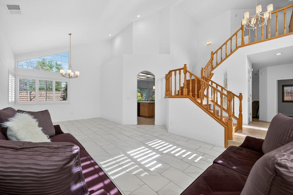 470 S Lexington Drive