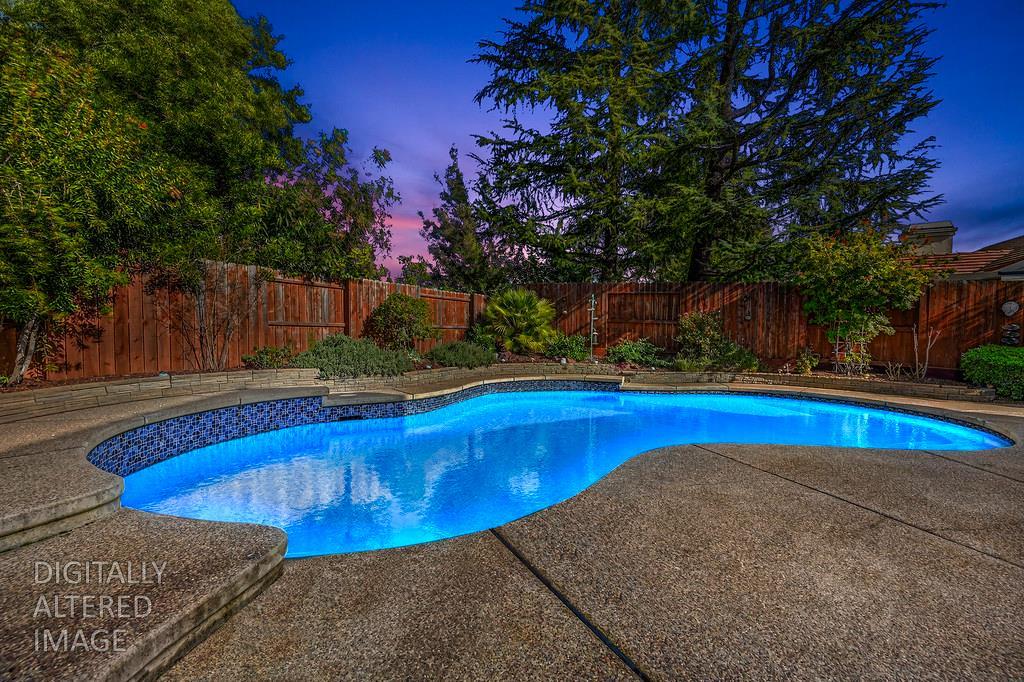 470 S Lexington Drive