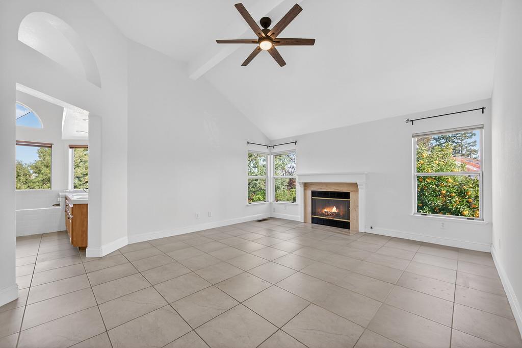 470 S Lexington Drive