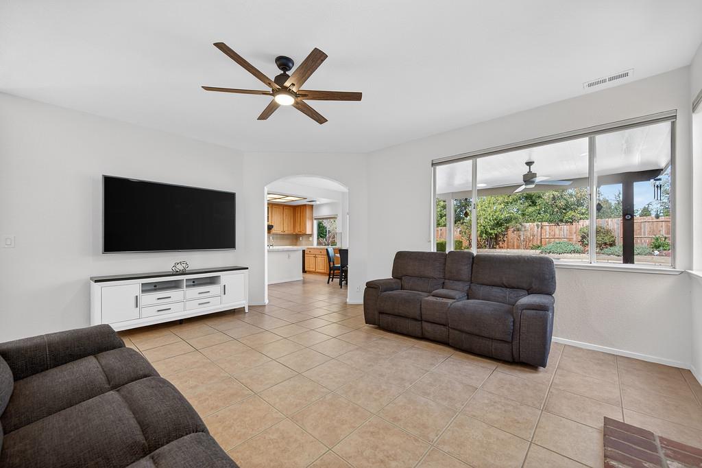 470 S Lexington Drive