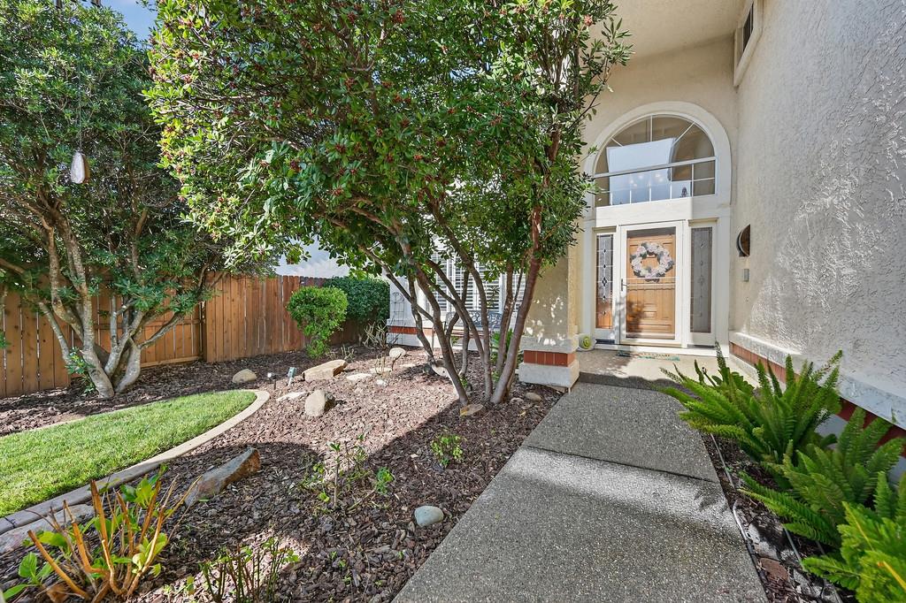 470 S Lexington Drive