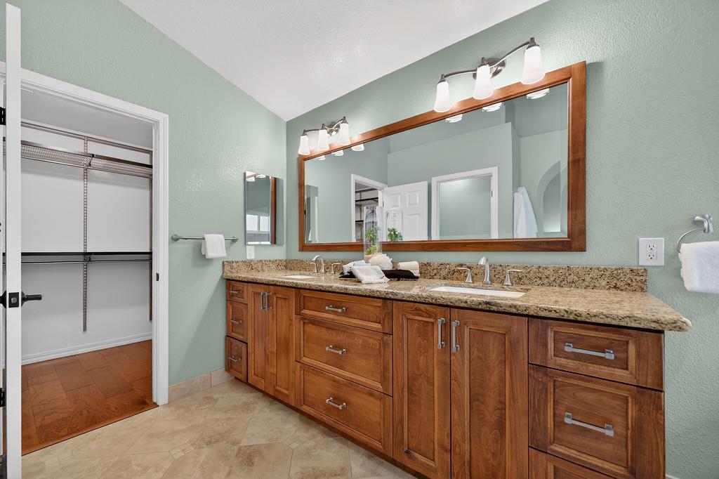 337 Silberhorn Drive