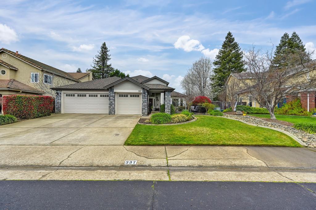 337 Silberhorn Drive