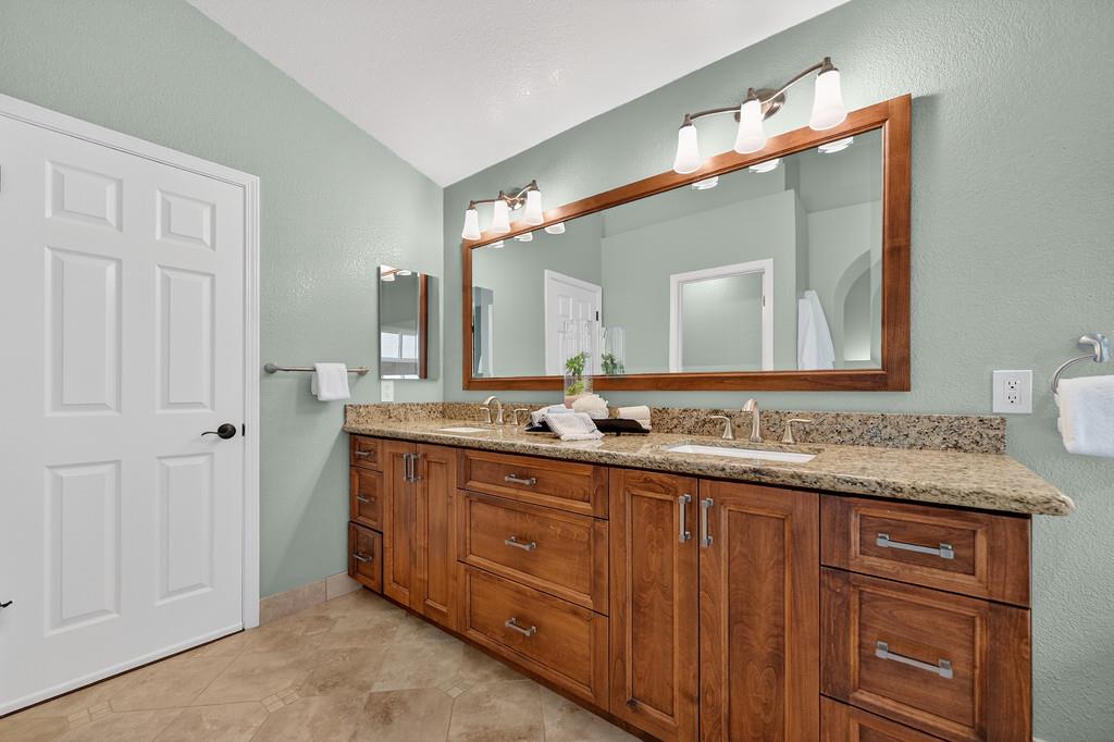 337 Silberhorn Drive