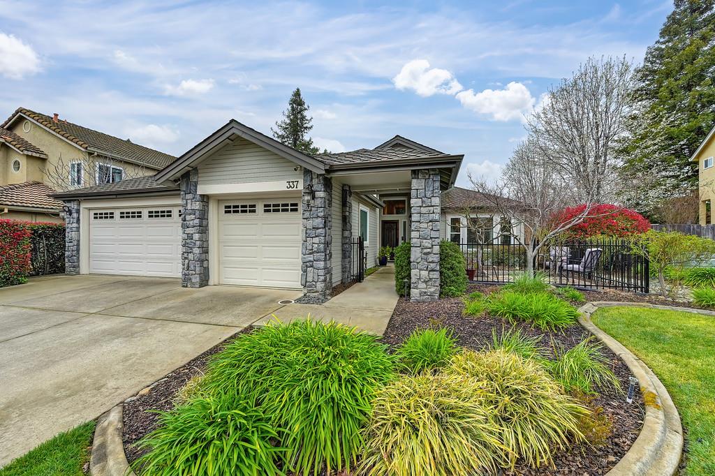 337 Silberhorn Drive