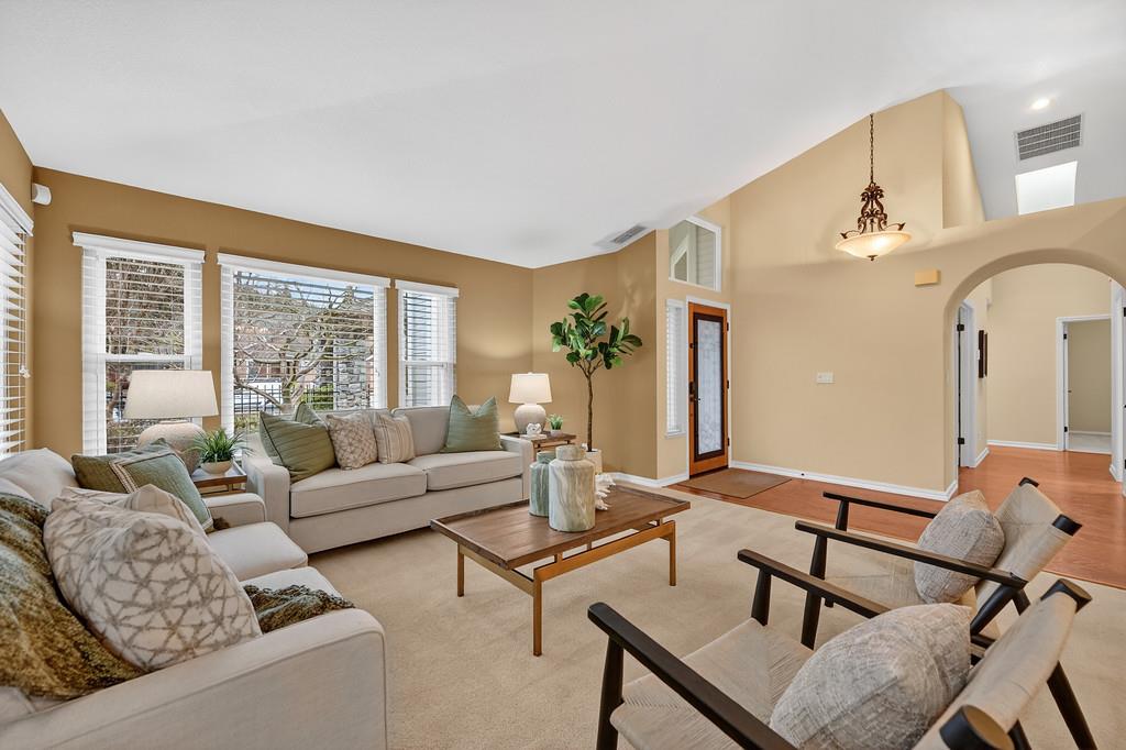 337 Silberhorn Drive