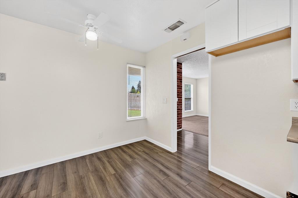 5717 Mount Hood Court