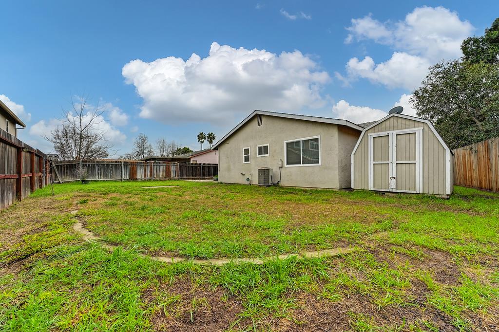 5717 Mount Hood Court