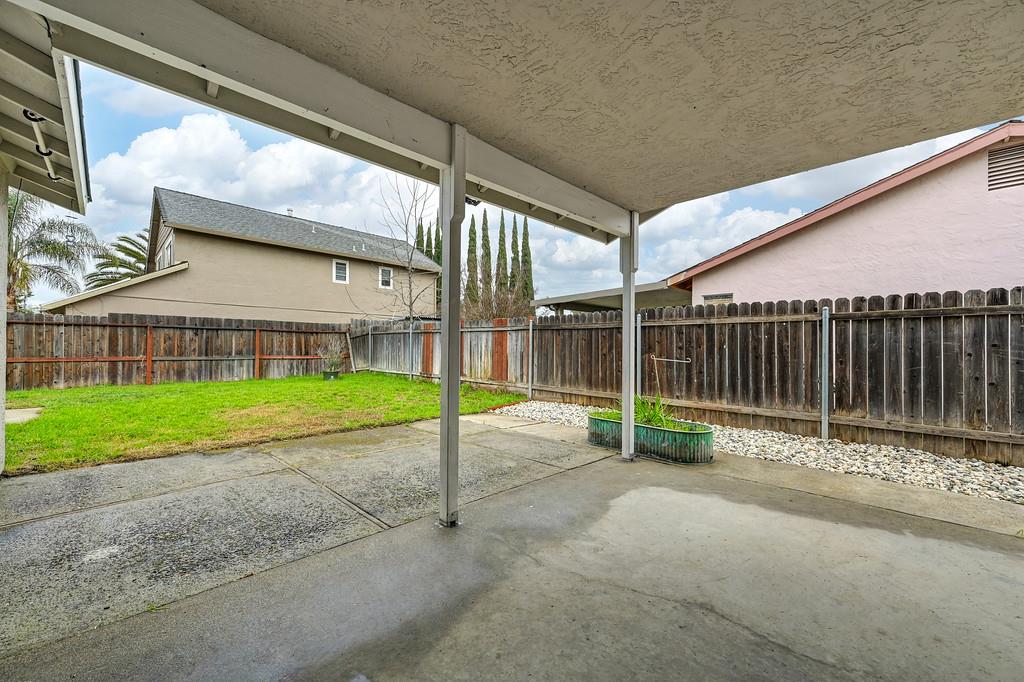 5717 Mount Hood Court