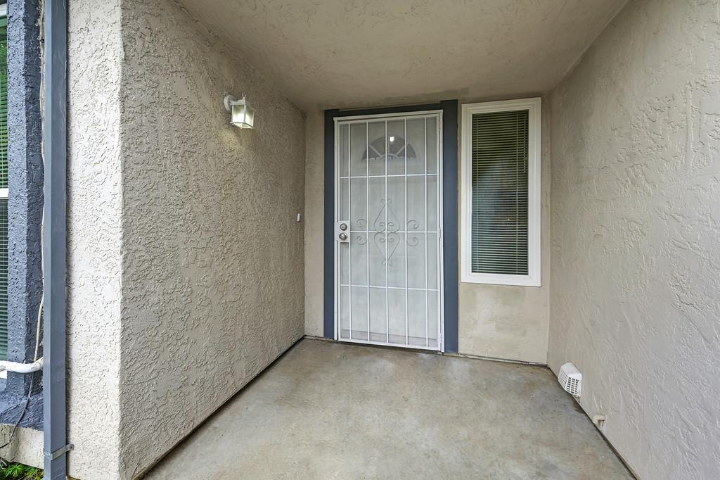 5717 Mount Hood Court