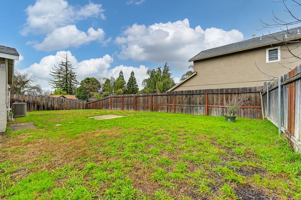 5717 Mount Hood Court