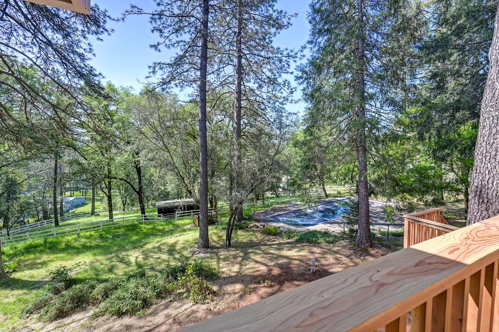 2017 Oak Hill Lane
